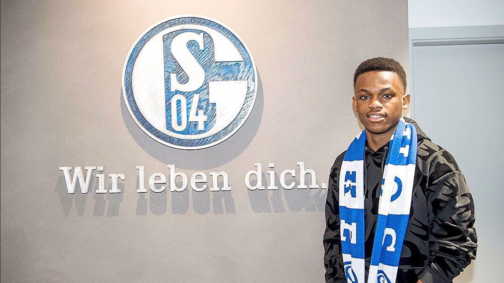 更在于其背 更在于其背