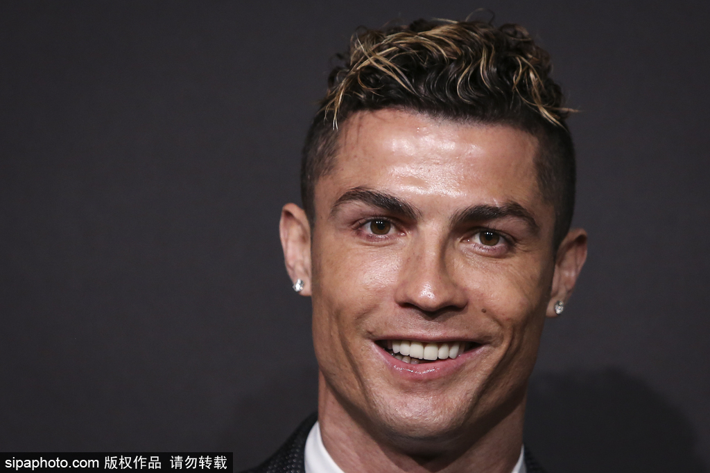 显然占据了 显然占据了